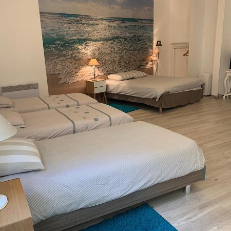 L'Appartement De La Maison Du Theatre Saint Bonnet Μπουρζ Εξωτερικό φωτογραφία