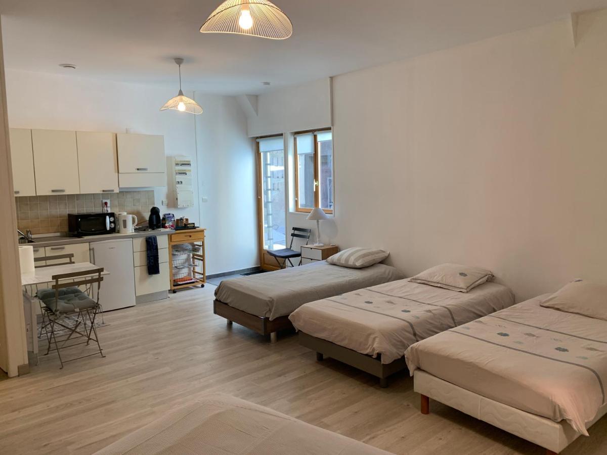 L'Appartement De La Maison Du Theatre Saint Bonnet Μπουρζ Εξωτερικό φωτογραφία